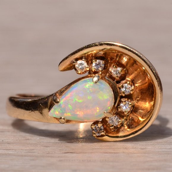 Vintage Retro Australian Opal and Diamond Ring in 14K Yellow Gold